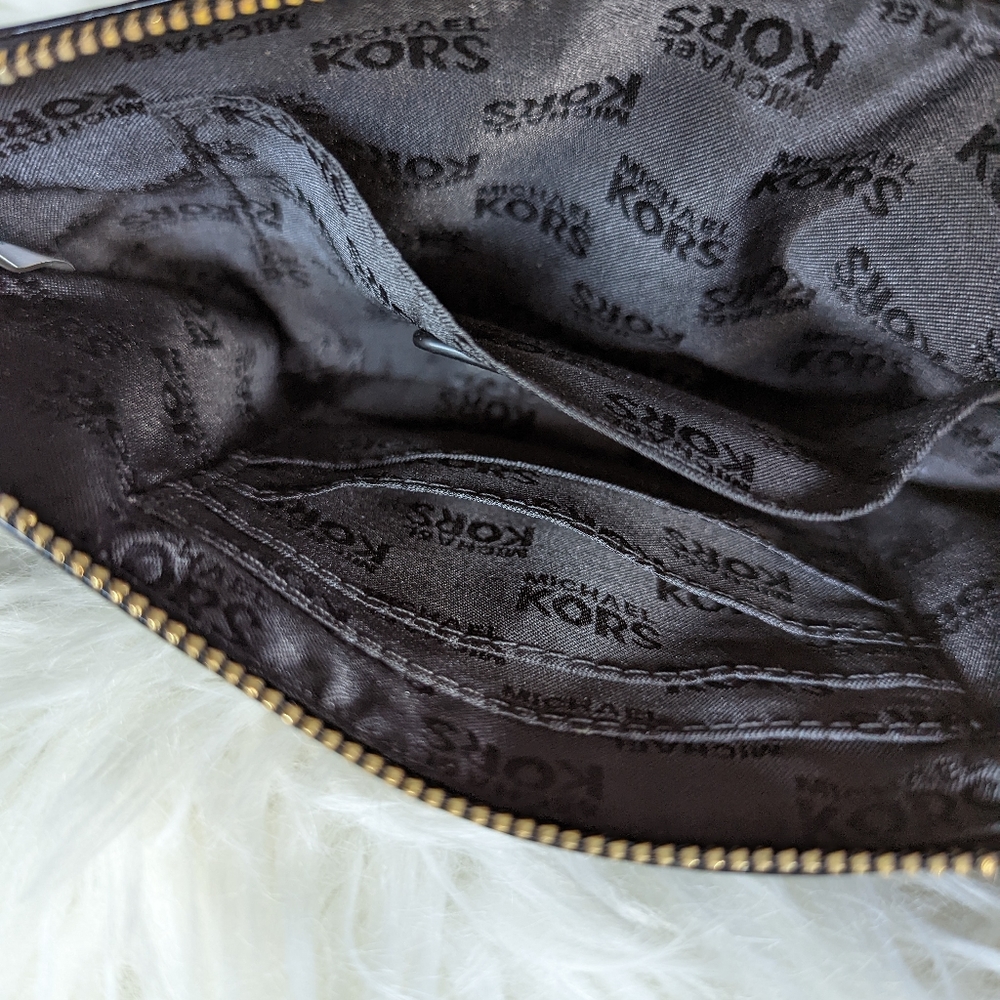 Michael Kors black patent wristlet purse - Picture 6 of 7
